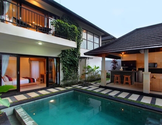 Bangunan 2 Agata Villas