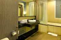 Toilet Kamar 100 Sunset Boutique