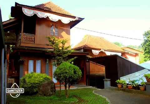 Exterior Bantal Guling Villa