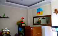 Lobby 3 Bantal Guling Villa