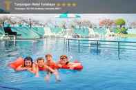 Swimming Pool Tunjungan Hotel Surabaya