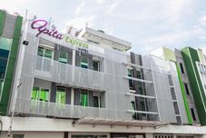 Exterior Apita Express Hotel