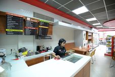 レストラン Citihub Hotel @ Tunjungan