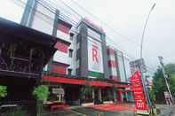 Bangunan Riez Palace Hotel Tegal