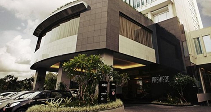 Bangunan The Premiere Hotel Pekanbaru