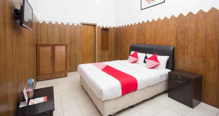 Bedroom Hotel Makuta Yogyakarta