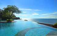 Swimming Pool 4 Anantara Bali Uluwatu Resort