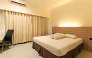 Kamar Tidur 4 Violand Garden Hotel		