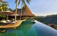 สระว่ายน้ำ 4 Viceroy Bali