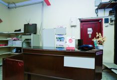 Lobby 5 OYO 2612 Pondok Rizqi Syariah