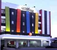 Bên ngoài 2 Amaris Hotel Pekanbaru