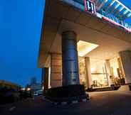 Exterior 2 Grand Asia Hotel 