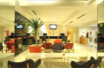 Lobby 4 HARRIS Hotel & Residences Riverview Kuta - Bali (Associated HARRIS)