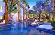 Swimming Pool 6 HARRIS Hotel & Residences Sunset Road