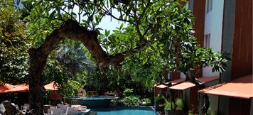 Swimming Pool 2 HARRIS Hotel & Residences Sunset Road