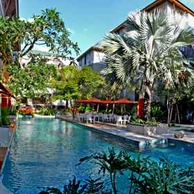 Swimming Pool 1 HARRIS Hotel & Residences Sunset Road, Denpasar Hotels