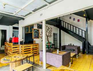 Sảnh chờ 2 J Residence Guest House