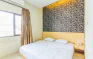 Kamar Tidur 6 J Residence Guest House