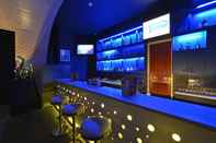 Bar, Cafe and Lounge Harris Tebet Jakarta