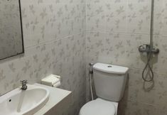 客室内バスルーム 7 Ayu Beach Inn