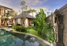 สระว่ายน้ำ 2 The Akasha Seminyak Bali Luxury Villas