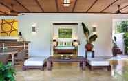 Lobby 2 Gajah Biru Bungalows