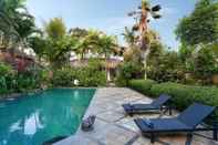 Swimming Pool Gajah Biru Bungalows