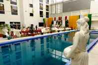 Swimming Pool GGi Hotel