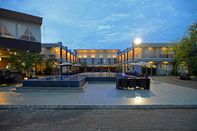 Swimming Pool Hotel D'SEASON Premiere Jepara