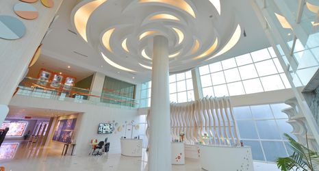 Lobby 2 Harris Hotel & Conventions Ciumbuleuit Bandung