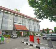 Bên ngoài 2 POP! Hotel Sangaji Yogyakarta