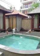 SWIMMING_POOL Bali Elephant