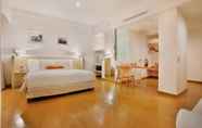 Bedroom 2 HARRIS Hotel & Conventions Malang