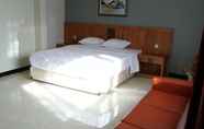 Bedroom 2 Grand Amanda Guest House Syariah