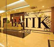 Lobby 3 The Batik Hotel