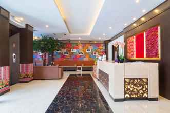 Lobi 4 The Batik Hotel