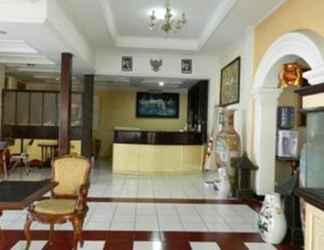 Lobby 2 Atina Graha Hotel