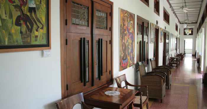 Sảnh chờ Roemahkoe Heritage Hotel