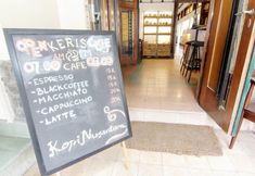 Bar, Kafe, dan Lounge 7 Roemahkoe Heritage Hotel