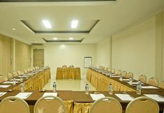 機能ホール 3 Patrisia Hotel