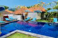 Swimming Pool Pandawa Beach Homestay