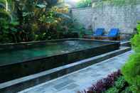 Swimming Pool Pondok Naya Ubud