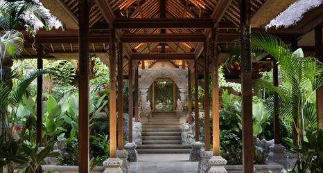 Exterior 2 The Royal Pita Maha