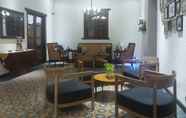 Lobby 2 Villa Aquin