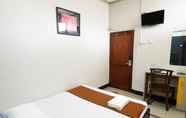 Kamar Tidur 3 Hotel Queen Pontianak