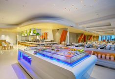 Restaurant 5 HARRIS Hotel & Conventions Bekasi