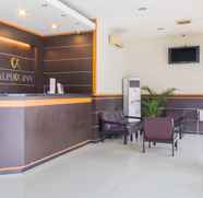 Lobby 5 Alpha Inn Medan