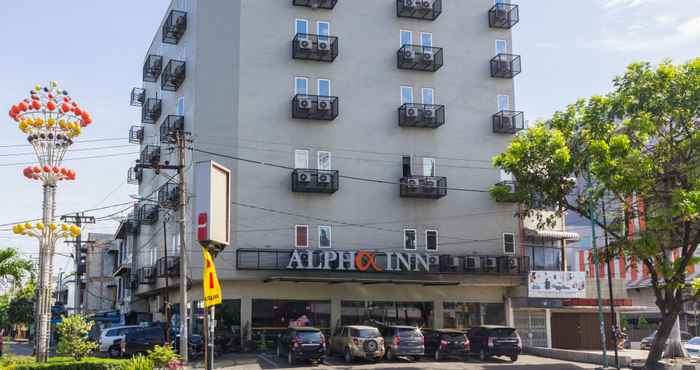 Luar Bangunan Alpha Inn Medan