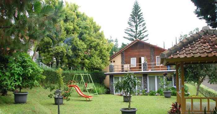 Common Space Villa ChavaMinerva Istana Bunga - Lembang