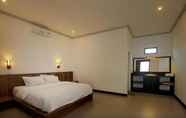 Phòng ngủ 6 Kutamara Hotel